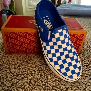 BLUE CHECKERED VANS